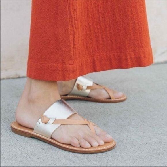 Soludos Leather Slotted Thong Sandals - Picture 1 of 4